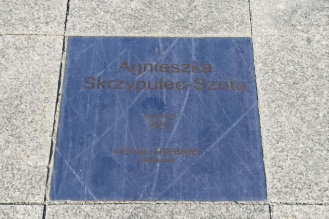 Przed halą Enea Arena powstaje Aleja Szczecińskich Olimpijczyków