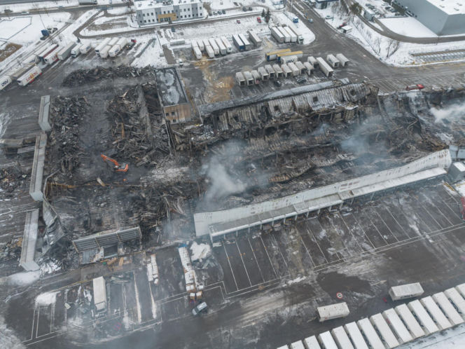 Wielki pożar magazynu pod Poznaniem. Skala zniszczeń poraża!