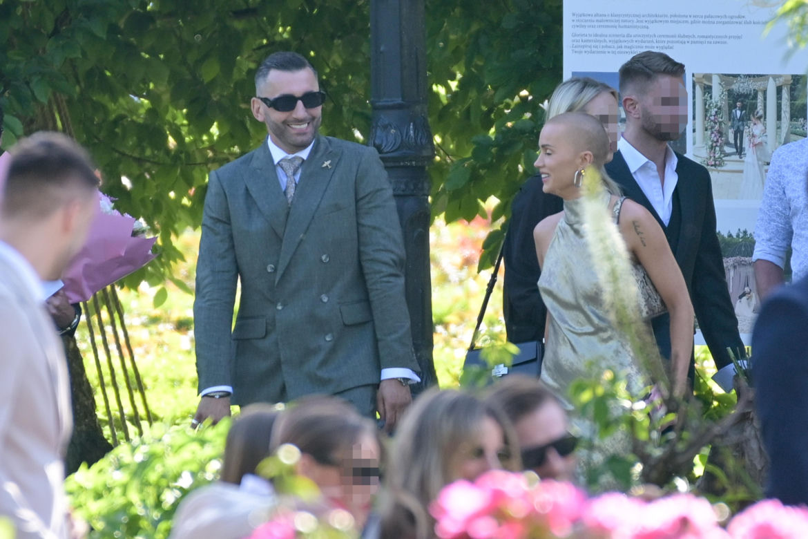 Daria Syta i Igor Grobelny wzięli dziś ślub. Suknia panny młodej wyglądała pięknie!