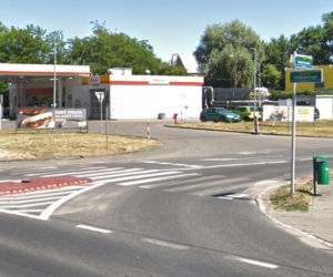 Przejście dla pieszych na skrzyżowaniu ulic Derdowskiego i Świerczewskiej (2017 r.)