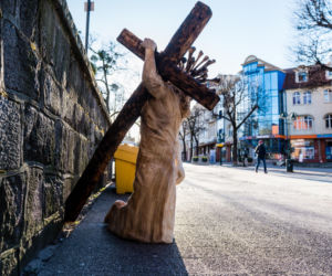 Jezus z koronawirusem w Sopocie