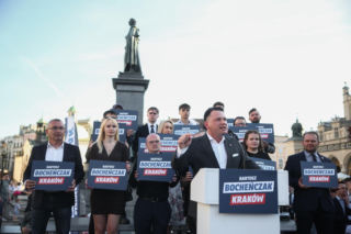 Fani Konfederacji nie mieli swojego kandydata. Wiadomo, jak zagłosowali