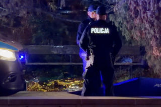 Wyglądał, jakby spał na ławce. Tragiczne odkrycie w warszawskim parku