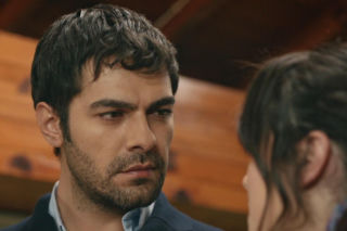 Wichrowe wzgórze odc. 354. Zeynep, Halil