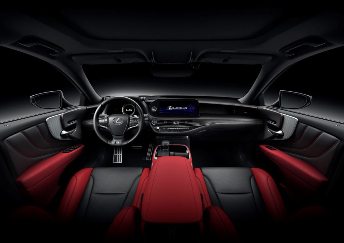 (2021) Lexus LS po liftingu