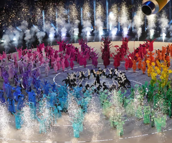 Zapalili aż dwa znicze olimpijskie, pierwszy raz w historii. Za nami ceremonia otwarcia Mediolan Cortina 2026