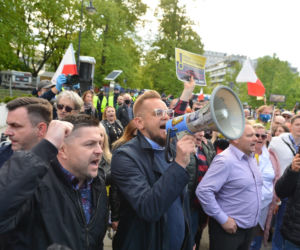 Protest przedsiębiorców pod kancelarią premiera