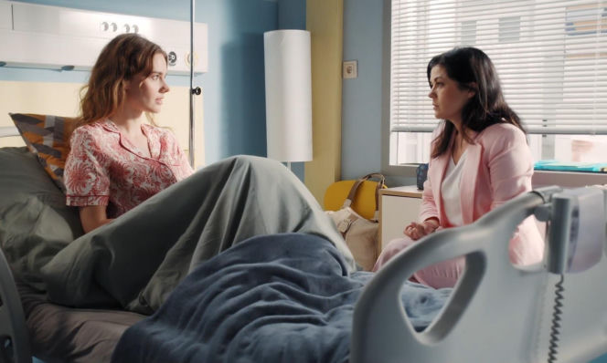 M jak miłość odc. 1906. Franka (Dominika Kachlik), Kinga (Katarzyna Cichopek)