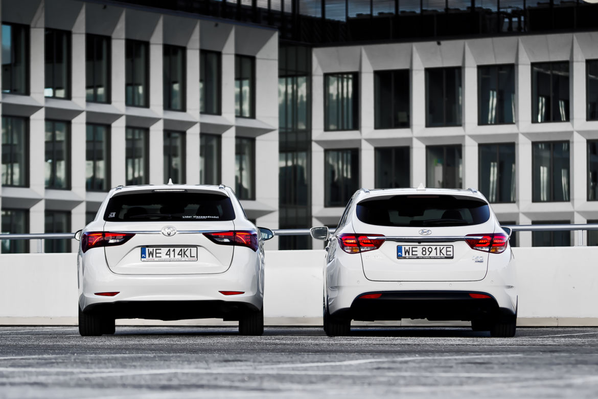 Hyundai i40 Wagon 1.7 CRDI  vs. Toyota Avensis Touring Sports 2.0 D-4D