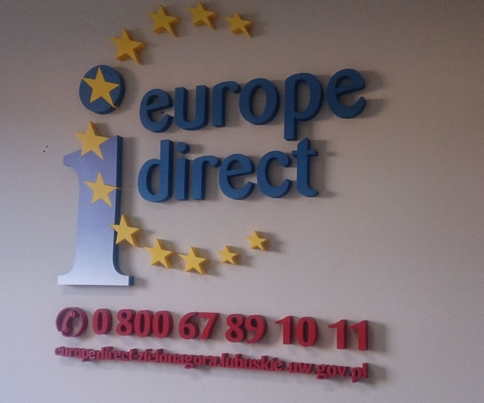 Konkursy organizuje Punkt Informacji Europejskiej Europe Direct w Zielonej Górze