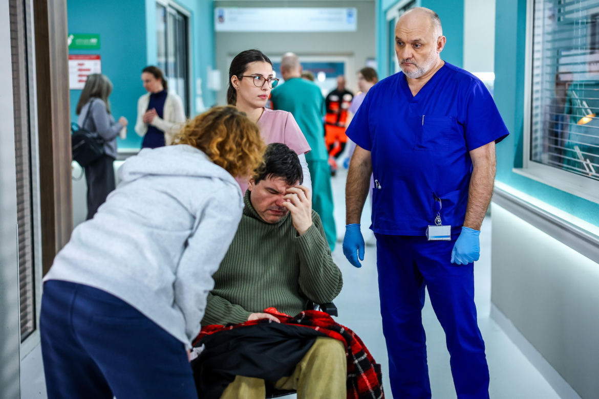 Szpital św. Anny, odcinek 106: Marta otrzymuje propozycję nowego kontraktu, którego warunki doprowadzą ją do ostrej konfrontacji ze Streckerem