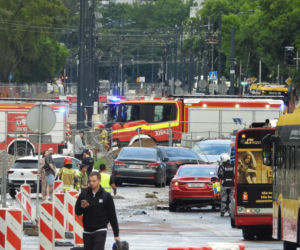 Autobus miejski wjechał w przejście podziemne przy Dworcu Zachodnim