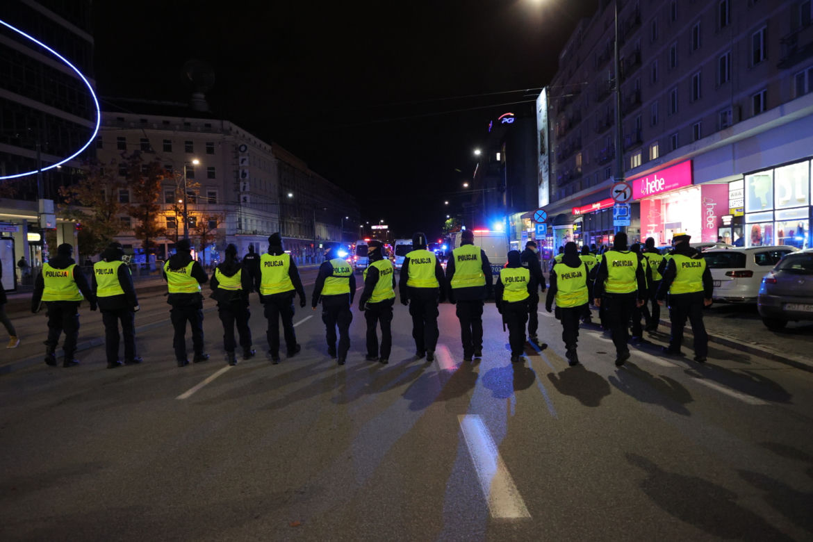 Strajk Kobiet w Warszawie. Tłumy znów wychodzą na ulice