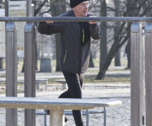 Senator Karczewski trenuje na wiosnę