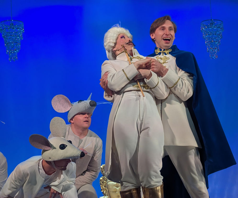 „Kopciuszek” w Teatrze im. Ludwika Solskiego w Tarnowie – muzyczna, pełna humoru baśń o sile marzeń i odwadze