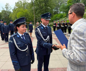 Święto Policji w Starachowicach. Uroczyste awanse, rodzinny piknik i podziękowania