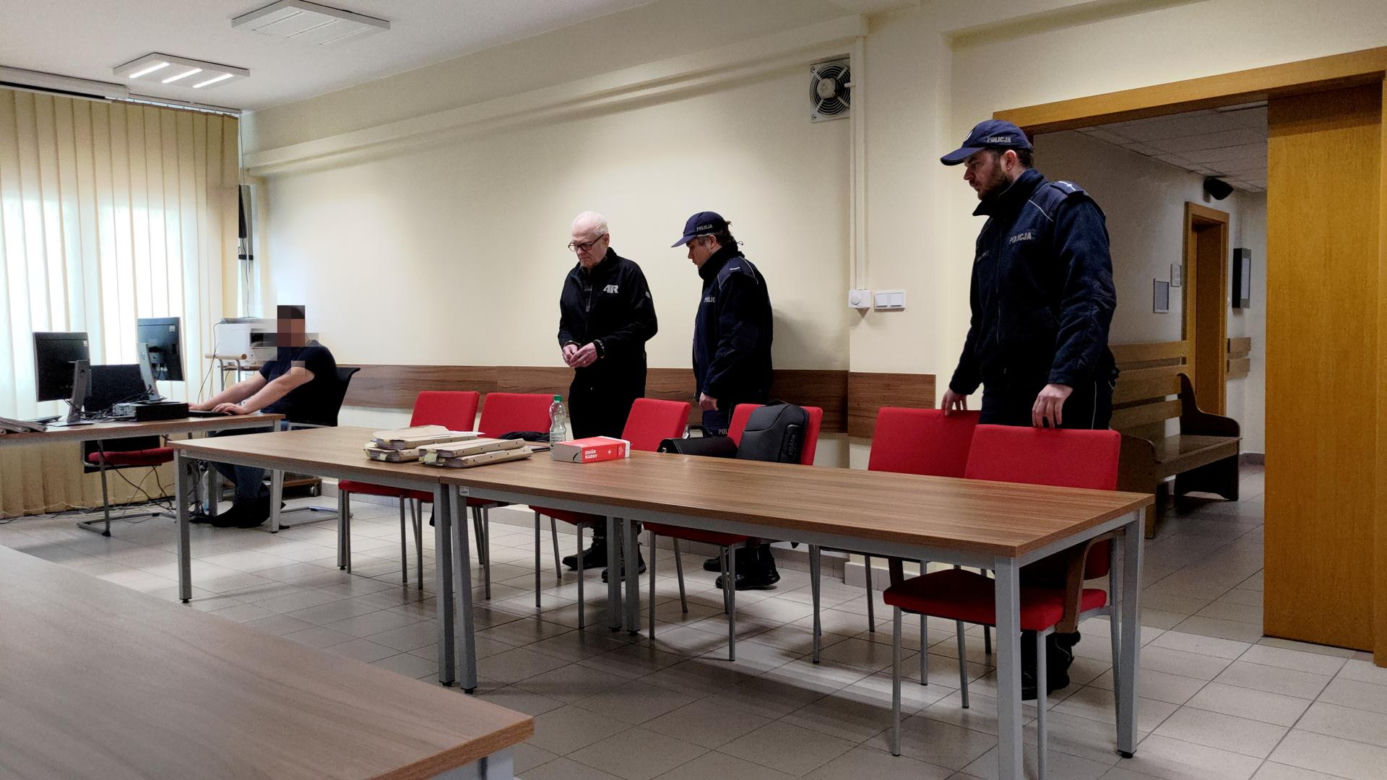 Sąd nie miał żadnych wątpliwości. Edward odkręcił gaz i doprowadził do wybuchu 