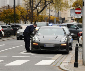 Kinga Rusin dostała mandat bo poszła po waciki