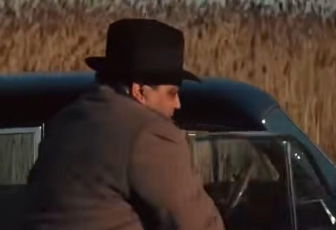 W scenariuszu „Ojca chrzestnego” miał tylko zostawić pistolet. O ciastkach przypomniał sobie sam aktor