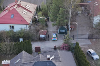 Ojciec przejechał po swojej 6-letniej córce autem. Dziecko nie żyje