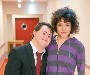 Klan. Maciek Lubicz (Piotr Swend), Iwonka (Karina Węgiełek)