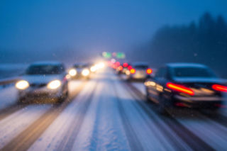 Zima sparaliżowała Dolny Śląsk. Czy służby znów zaskoczył atak śniegu?