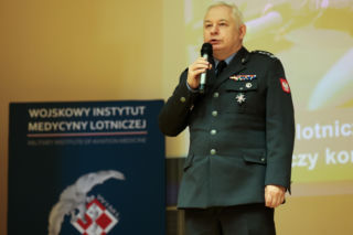 Rewolucja w medycynie lotniczej: Wojskowy Instytut Medycyny Lotniczej proponuje zmiany w kształceniu specjalistów