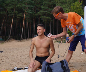 Szaleństwo w wodzie i na lądzie. Patrol ESKA Summer City wpadł na plażę do Piecek [WIDEO, ZDJĘCIA]