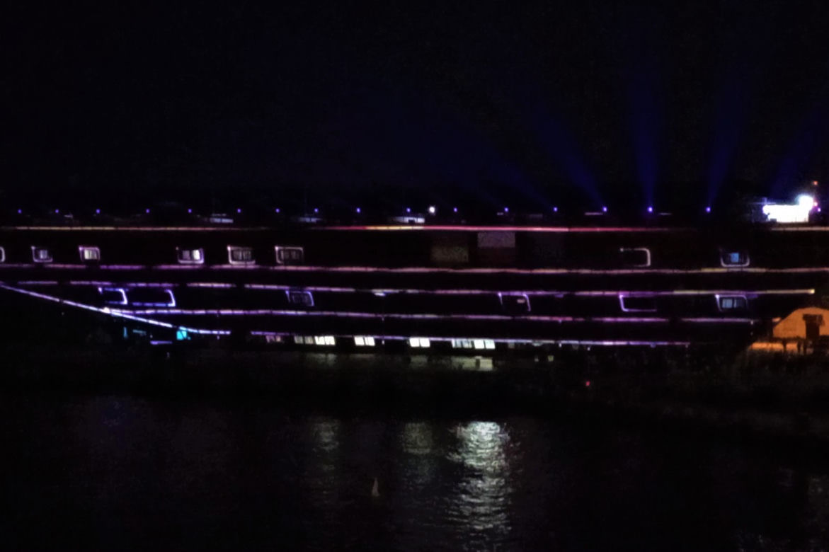 Pokaz iluminacji z okazji otwarcia Morskiego Centrum Nauki