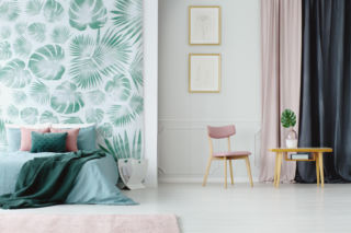 Ściany gotowe na tapety – techniczne aspekty przygotowania podłoża