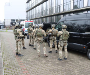 Warszawa: Antyterroryści w akcji! Służby zaskoczyły mieszkańców na Ochocie