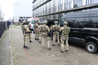 Antyterroryści i żołnierze w akcji! Akcja służb na Ochocie