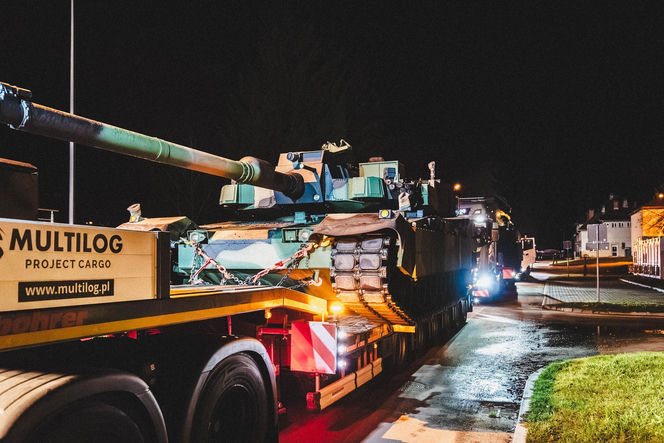 Ostatnia dostawa Czarnych kotów. Czołgi K2 w trafiła do 15. Brygady Zmechanizowanej