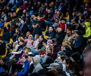 Apator Toruń - Arged Malesa Ostrów, zdjęcia kibiców z Motoareny. Galeria z meczu PGE Ekstraligi