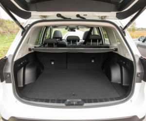 Subaru Forester e-BOXER vs Honda CR-V Hybrid