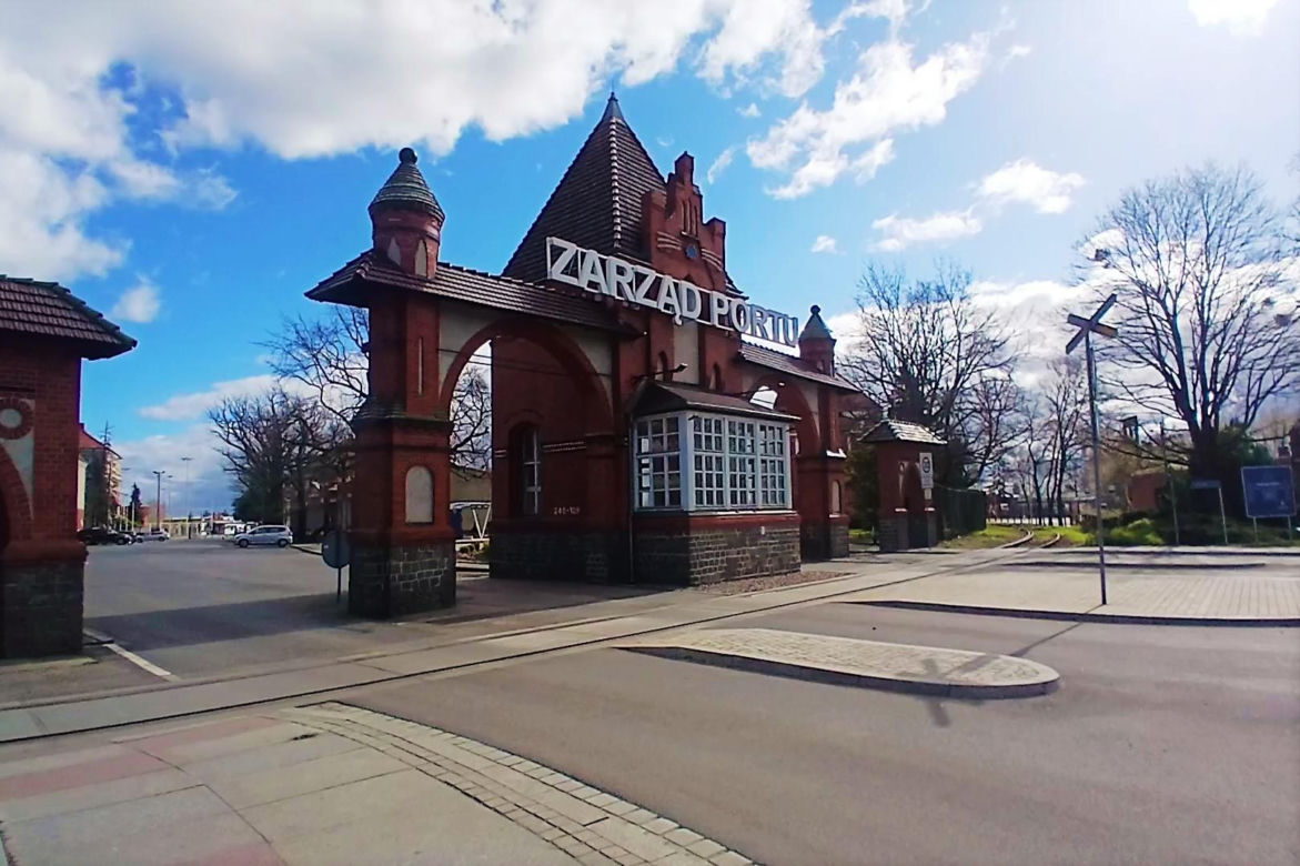 Brama Zarządu Portu Szczecin-Świnoujście