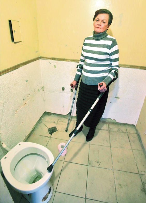 Policjant wyczyścił mi mieszkanie