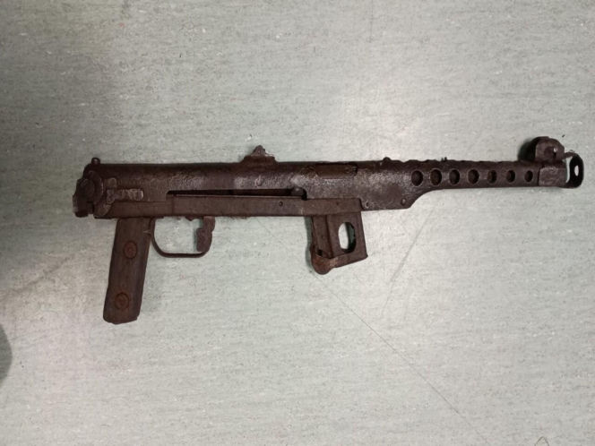 Grójec: Kryminalni znaleźli nielegalny arsenał. Szokujące odkrycie policjantów