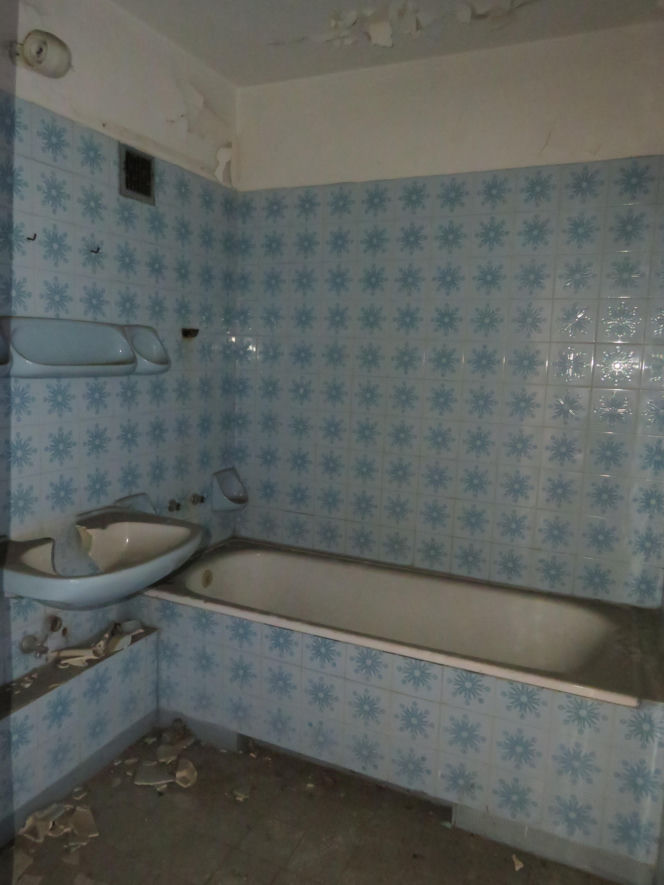 Wnętrze Szpiegowa w Warszawie