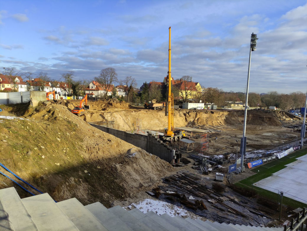 Stadion Pogoni Szczecin czeka na przyjęcie kibiców