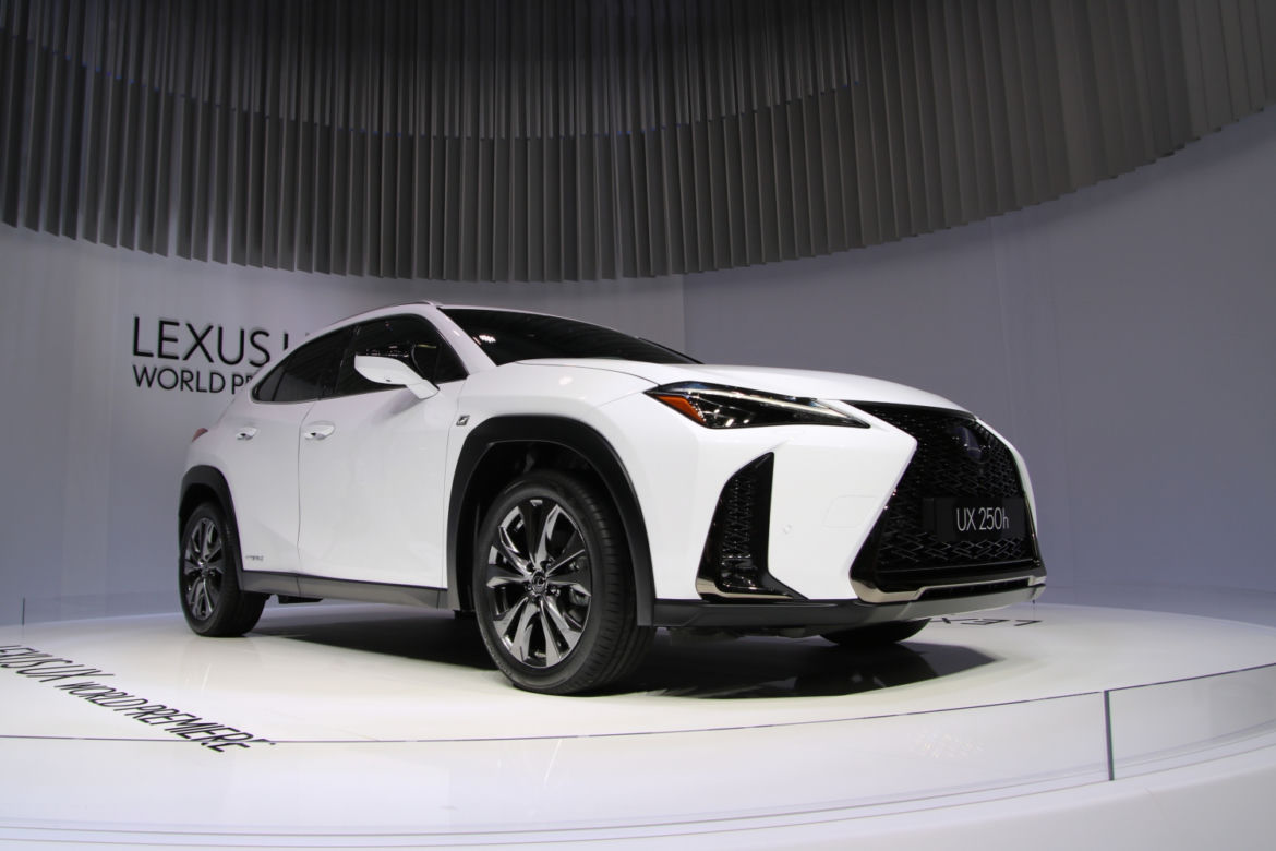 Lexus UX