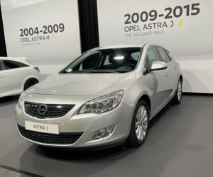 Opel Astra J