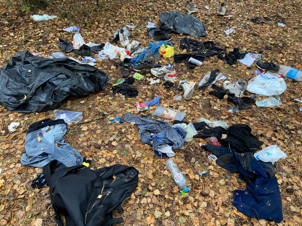 Szymki. Opuszczone przez migrantów koczowisko
