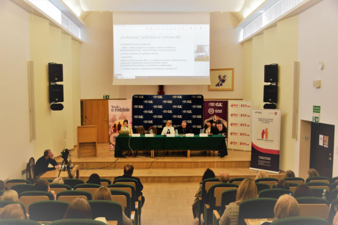 Piecza zastępcza z perspektywy teoretyków i praktyków - debata na KUL