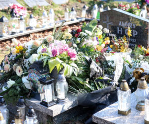 Tajemnicza śmierć i pogrzeb w sekrecie. Znany prokurator Jerzy Hop i jego syn nie żyją. Ostatnie pożegnanie