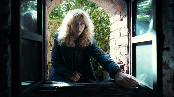 W rolach głównych Jakub Gierszał i Marianna Zydek.