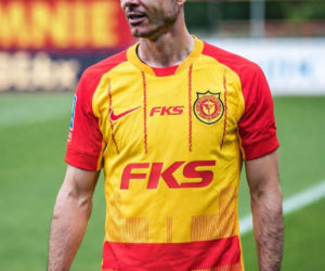 Robert Lewandowski w koszulkach różnych klubów