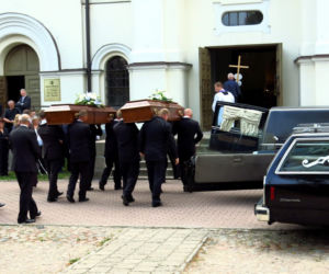 Pogrzeb Michała i Hanny, którzy spadli z klifu na przylądku Cabo da Roca w Portugalii