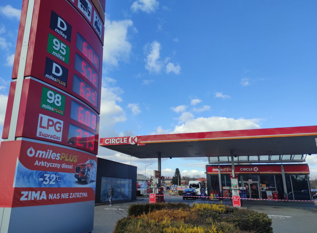 Zatankujesz tylko 50 litrów