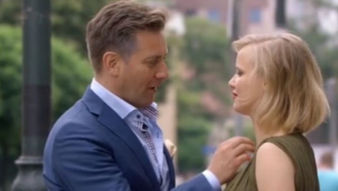 O mnie się nie martw odcinek 8, Ostrowski (Rafał Królikowski), Iga Małecka (Joanna Kulig)
